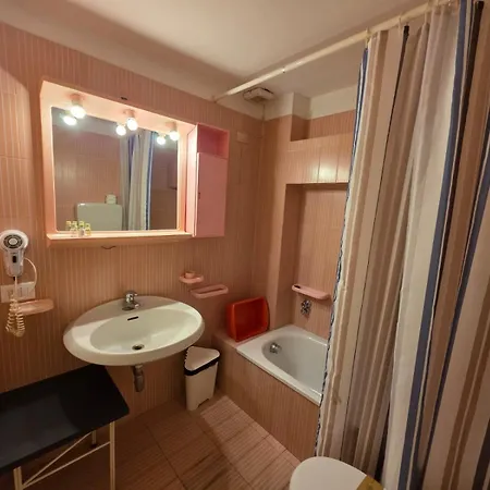 Civico 21 Portofino Est Apartament *